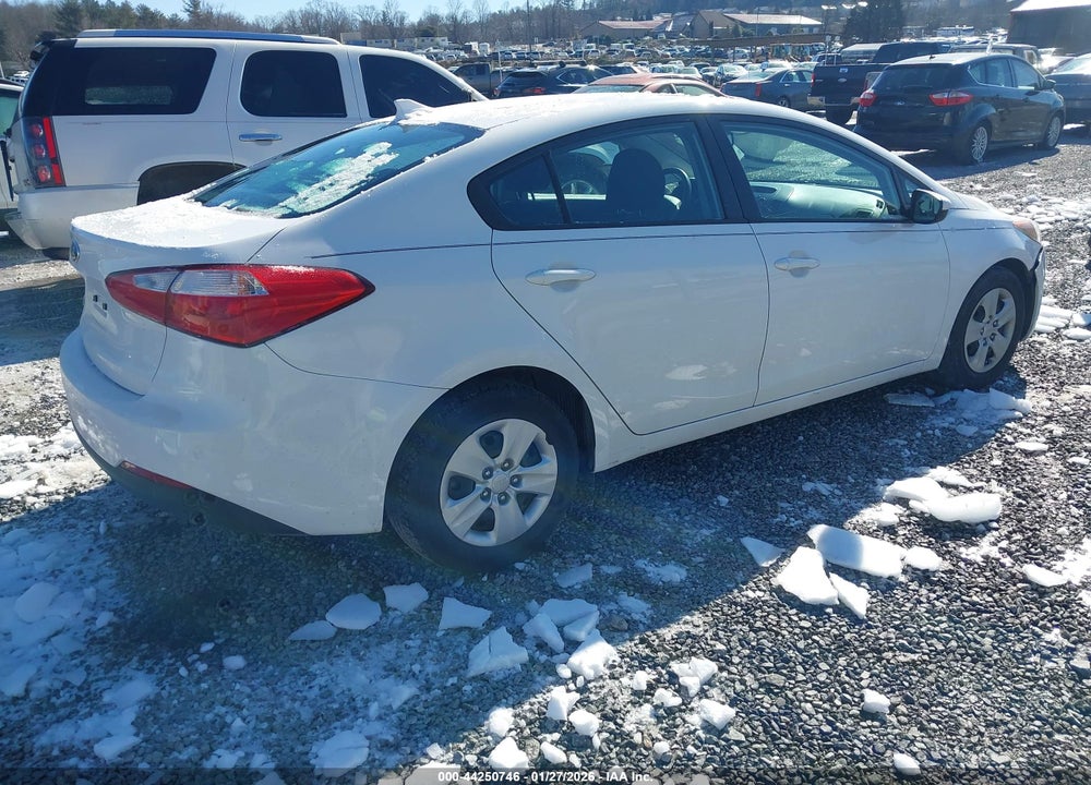 2016 KIA FORTE LX VIN: KNAFK4A68G5442744