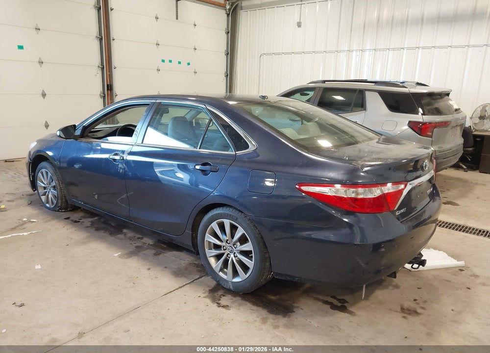 2017 TOYOTA CAMRY XLE VIN: 4T1BF1FK8HU698010