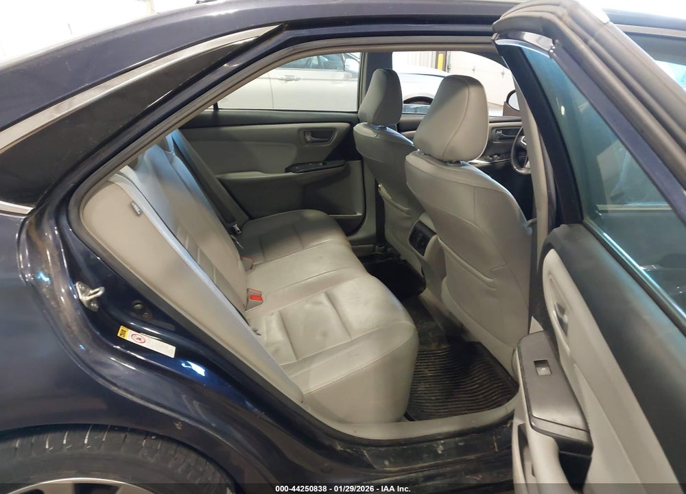 2017 TOYOTA CAMRY XLE VIN: 4T1BF1FK8HU698010