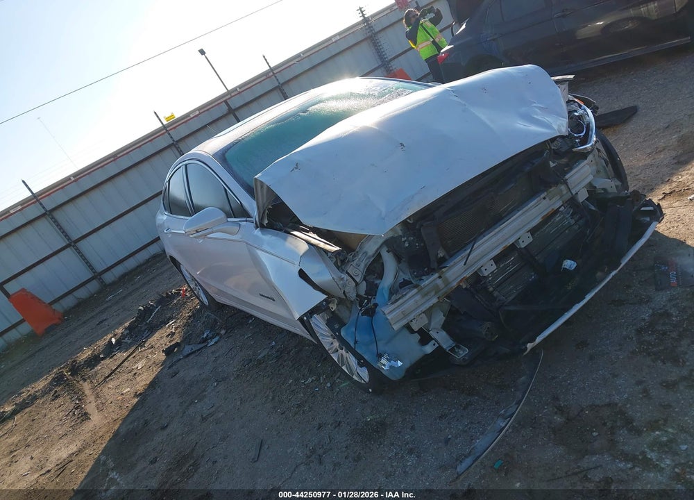 2016 FORD FUSION HYBRID SE VIN: 3FA6P0LU9GR203795