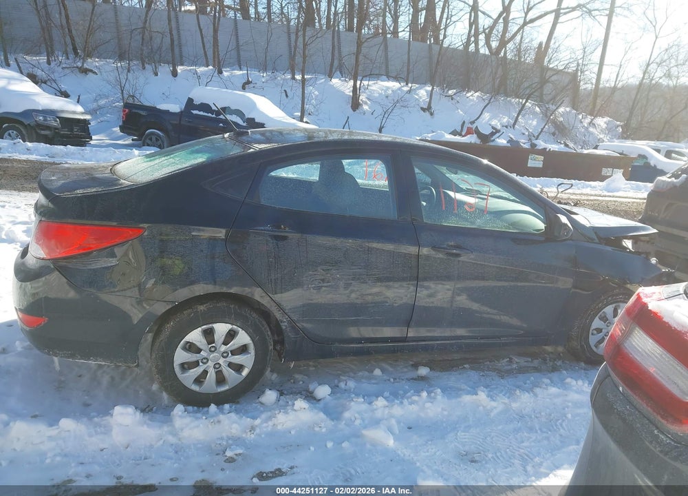 2017 HYUNDAI ACCENT SE VIN: KMHCT4AE1HU289895