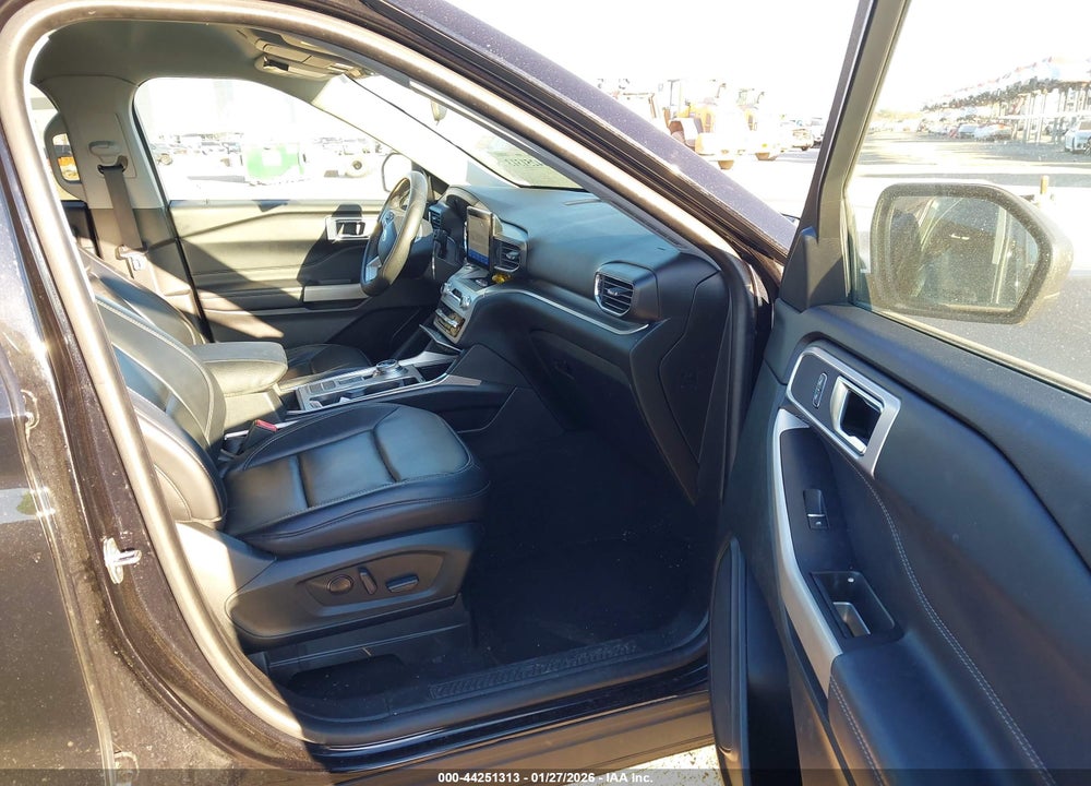 2021 FORD EXPLORER XLT VIN: 1FMSK7DH4MGB57745
