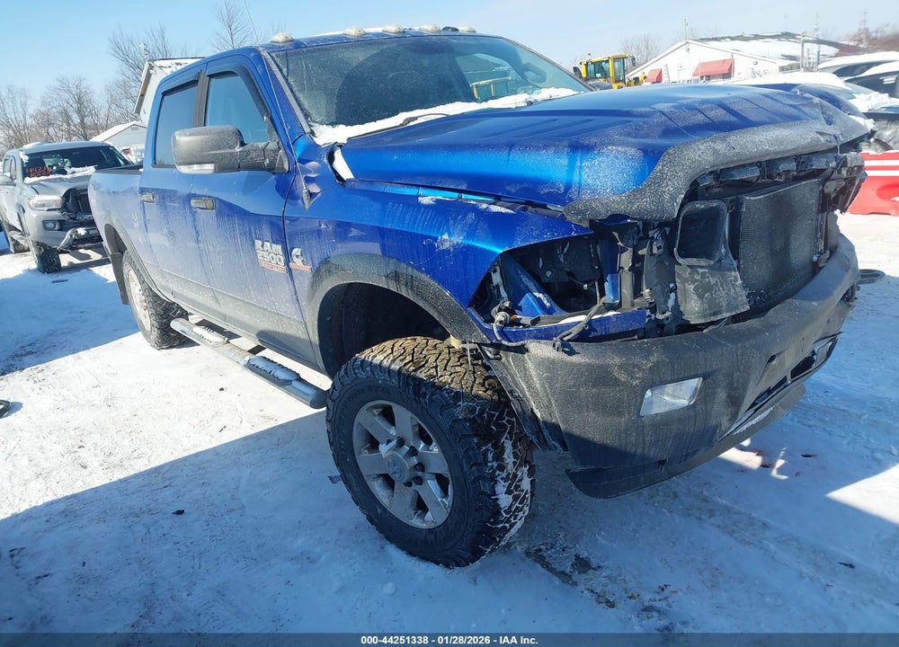 2014 RAM 2500 SLT VIN: 3C6UR5DLXEG201990