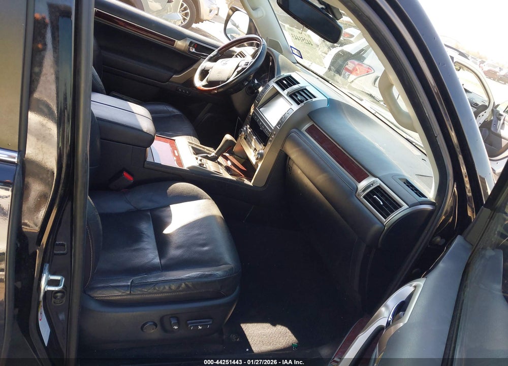 2018 LEXUS GX 460 VIN: JTJBM7FXXJ5192121