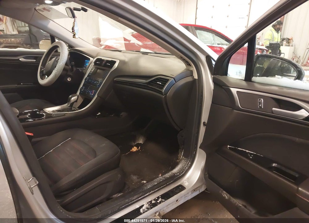 2014 FORD FUSION SE VIN: 1FA6P0H74E5366499