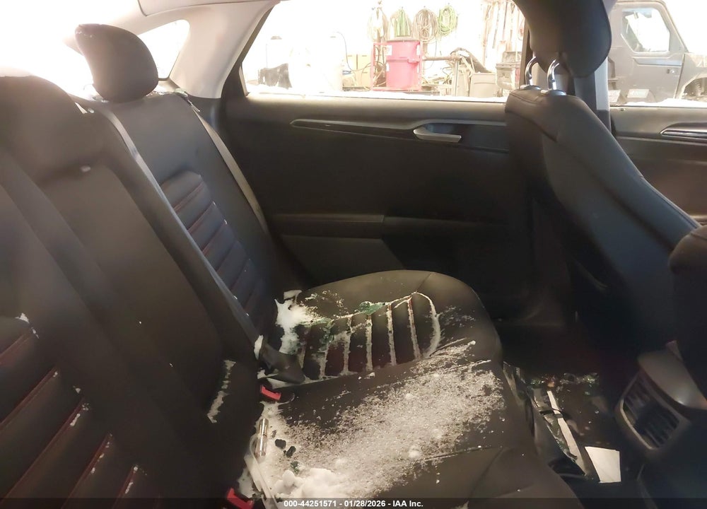 2014 FORD FUSION SE VIN: 1FA6P0H74E5366499