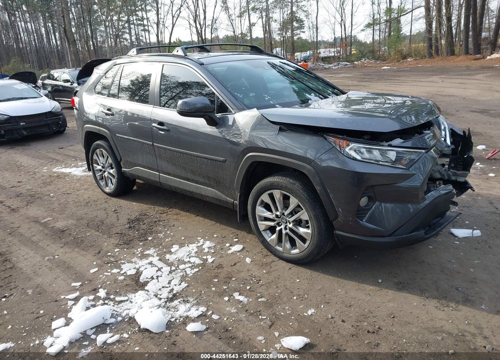 2019 TOYOTA RAV4 XLE PREMIUM VIN: 2T3A1RFV8KC041887