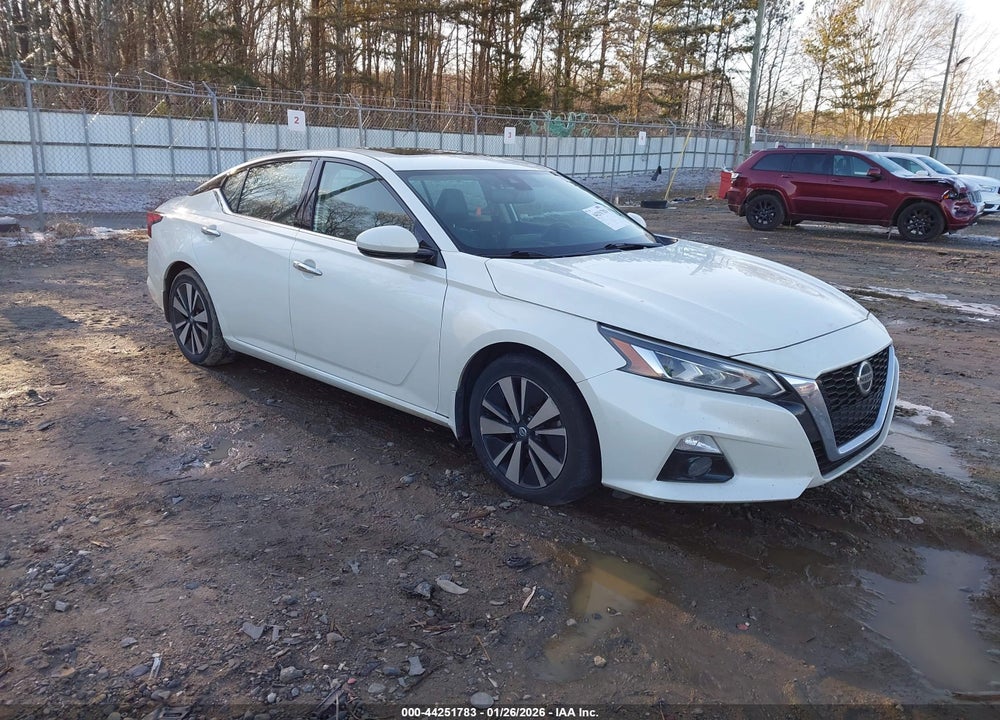 2020 NISSAN ALTIMA SL FWD VIN: 1N4BL4EV8LC154847