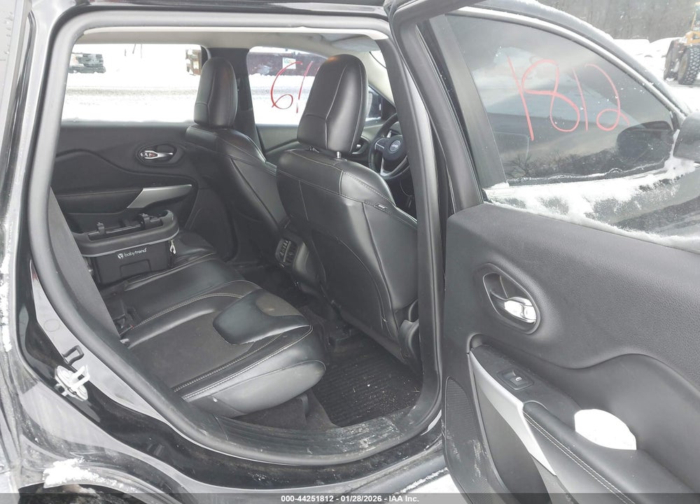 2018 JEEP CHEROKEE LATITUDE PLUS 4X4 VIN: 1C4PJMLB6JD571678