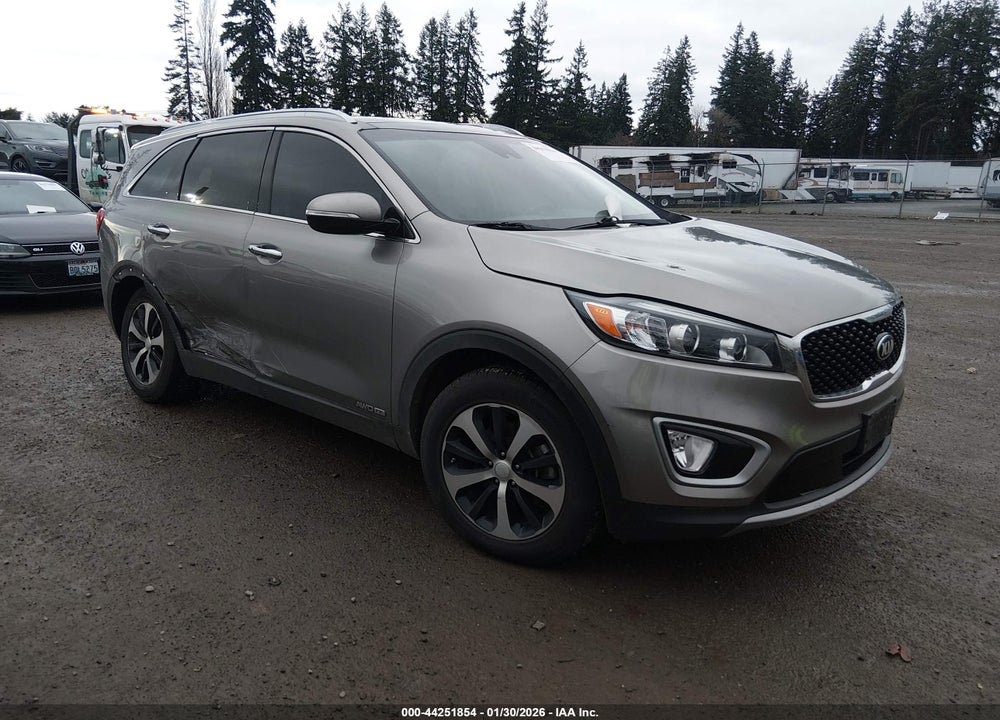 2017 KIA SORENTO 3.3L EX VIN: 5XYPHDA57HG323234