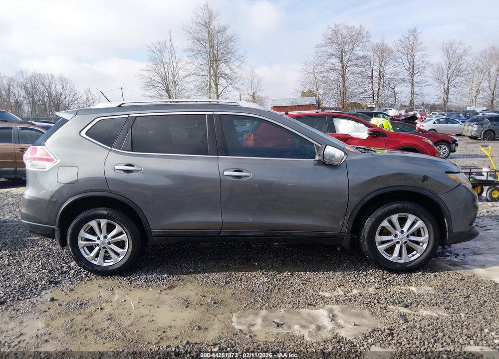 2015 NISSAN ROGUE SV VIN: 5N1AT2MV3FC819813