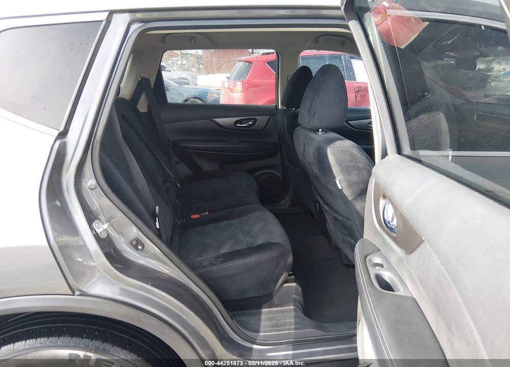 2015 NISSAN ROGUE SV VIN: 5N1AT2MV3FC819813