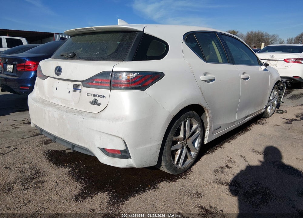 2014 LEXUS CT 200H VIN: JTHKD5BH7E2191939