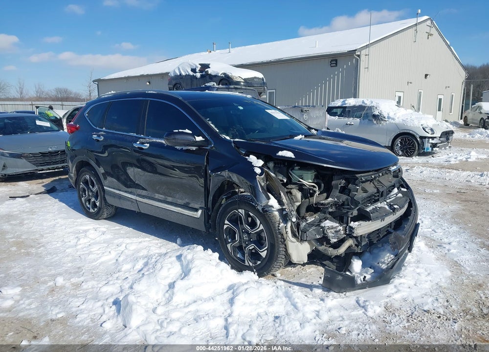 2018 HONDA CR-V TOURING VIN: 7FARW2H9XJE006657