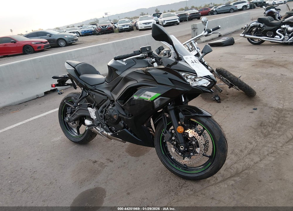 2025 KAWASAKI EX650 R VIN: ML5EXER15SDAG3464