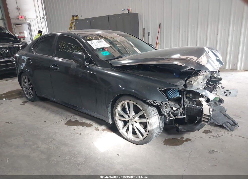 2008 LEXUS IS 250 VIN: JTHBK262485051487