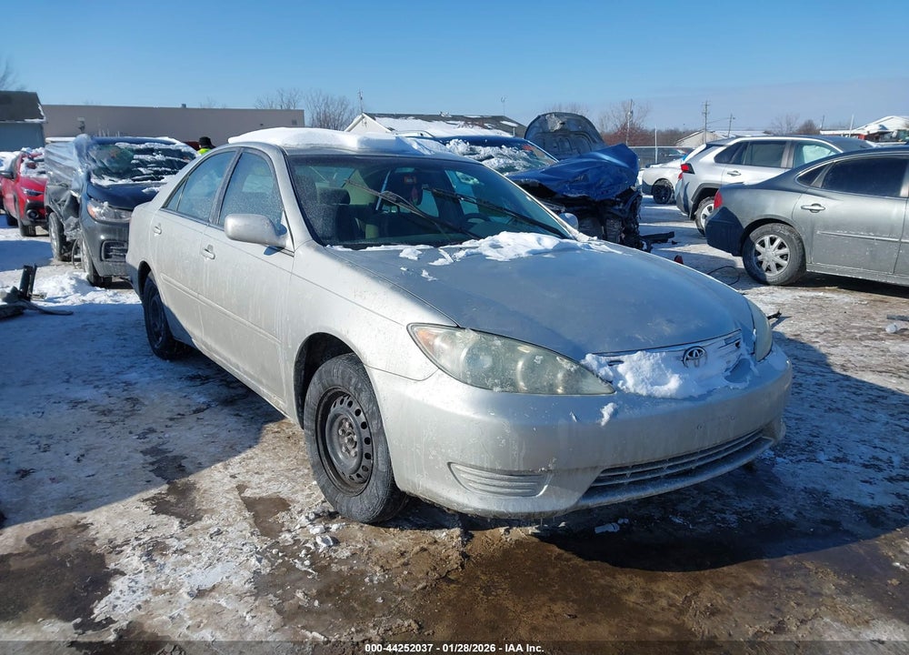 2005 TOYOTA CAMRY LE VIN: 4T1BE32K05U950834