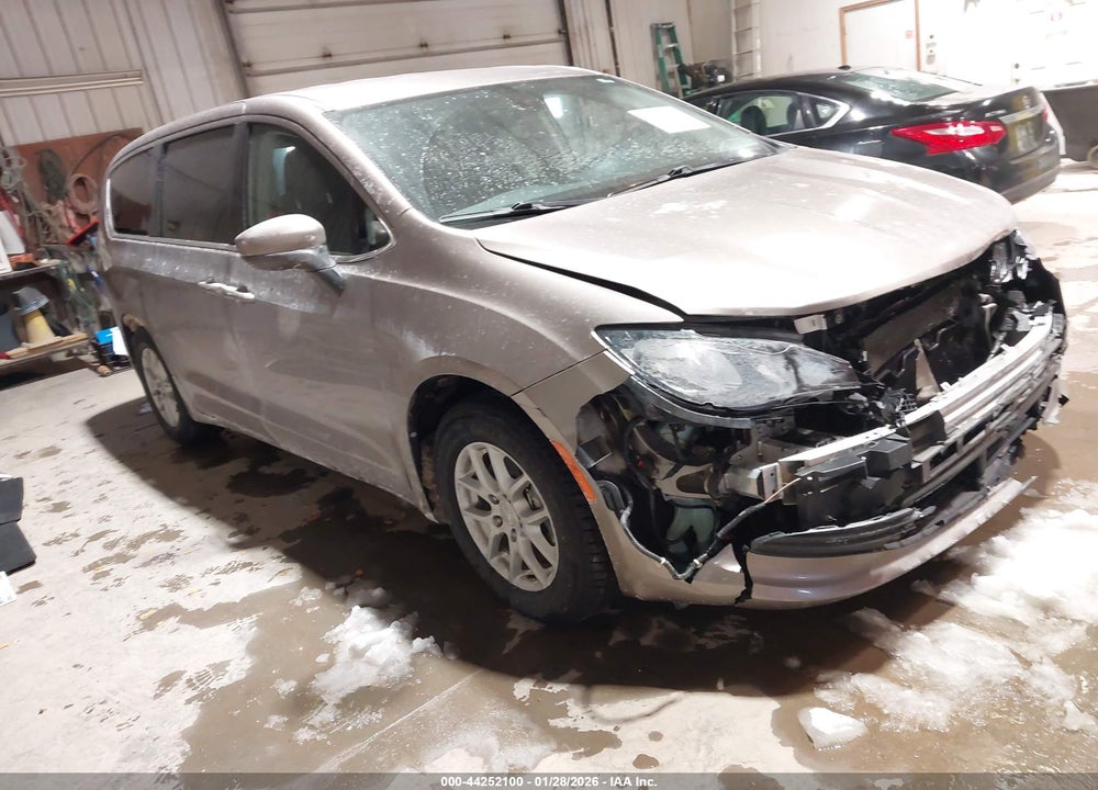 2017 CHRYSLER PACIFICA TOURING VIN: 2C4RC1DG5HR579175