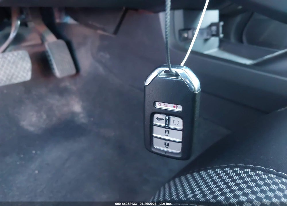 2019 HONDA CIVIC EX VIN: 19XFC1F39KE215752