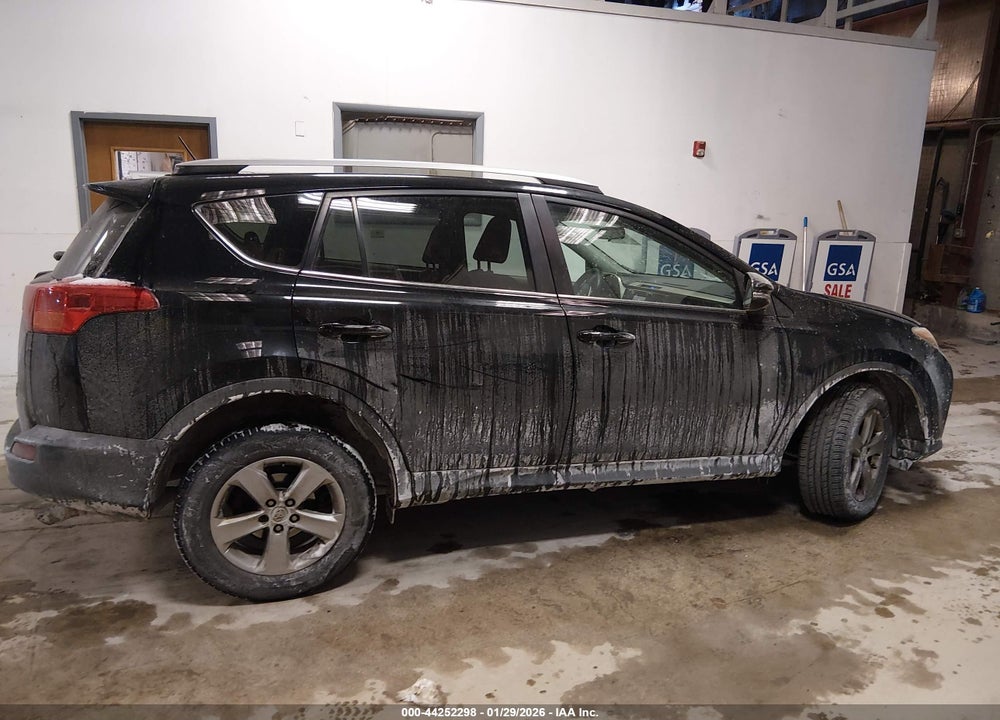 2013 TOYOTA RAV4 XLE VIN: 2T3RFREV0DW117304