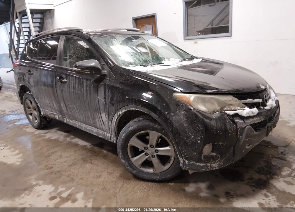 2013 TOYOTA RAV4 XLE VIN: 2T3RFREV0DW117304