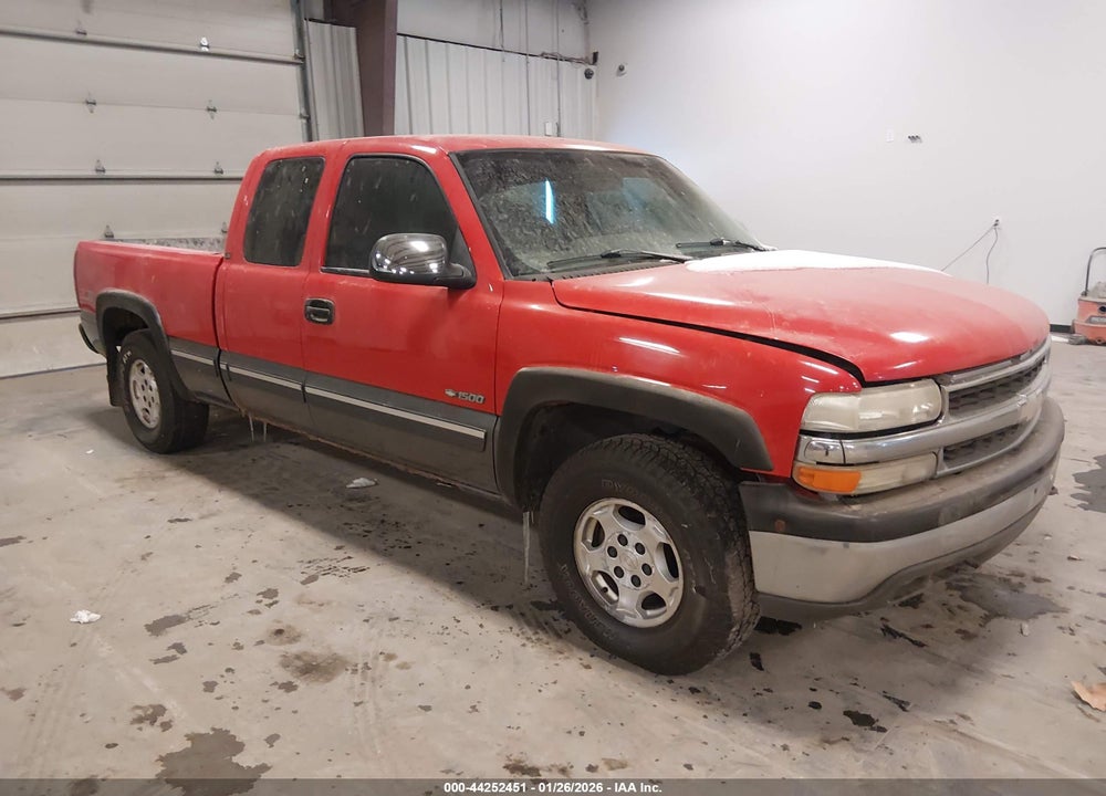 1999 CHEVROLET SILVERADO 1500 LS VIN: 1GCEK19V4XE184571