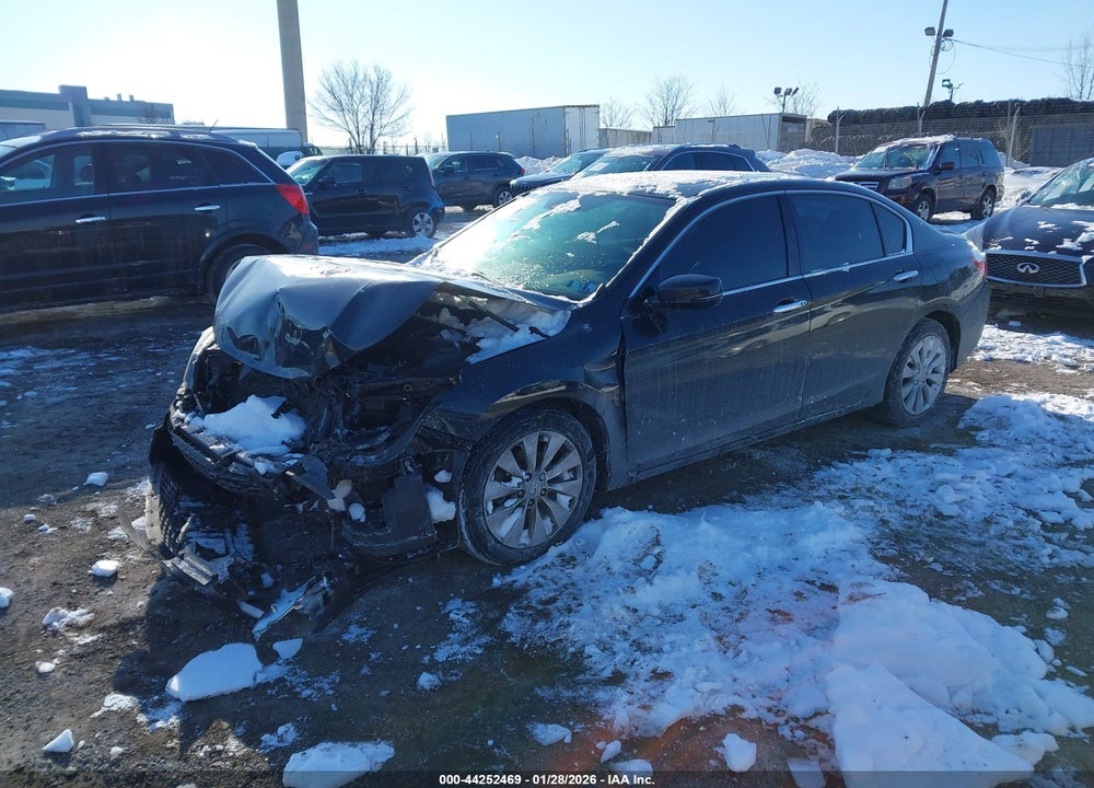 2015 HONDA ACCORD EX-L V-6 VIN: 1HGCR3F84FA001979