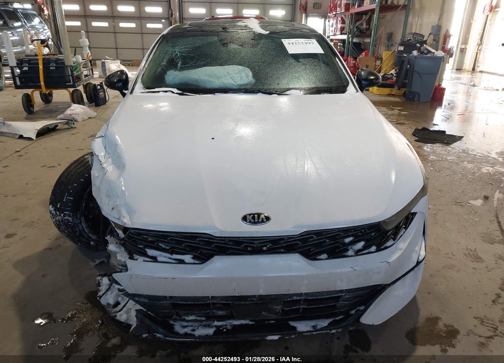 2021 KIA K5 GT VIN: 5XXG44J88MG080151