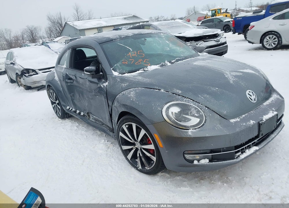 2012 VOLKSWAGEN BEETLE 2.0T TURBO VIN: 3VWVA7AT3CM648953