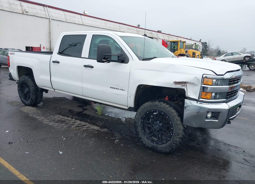 2015 CHEVROLET SILVERADO 2500HD LT VIN: 1GC1KVEG8FF160604