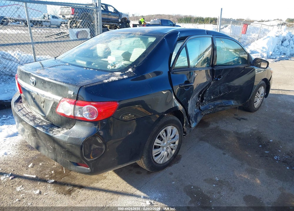 2011 TOYOTA COROLLA LE VIN: 2T1BU4EEXBC648110