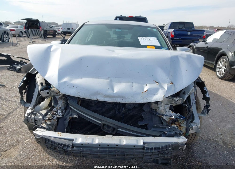 2015 HONDA ACCORD LX VIN: 1HGCR2F34FA137172