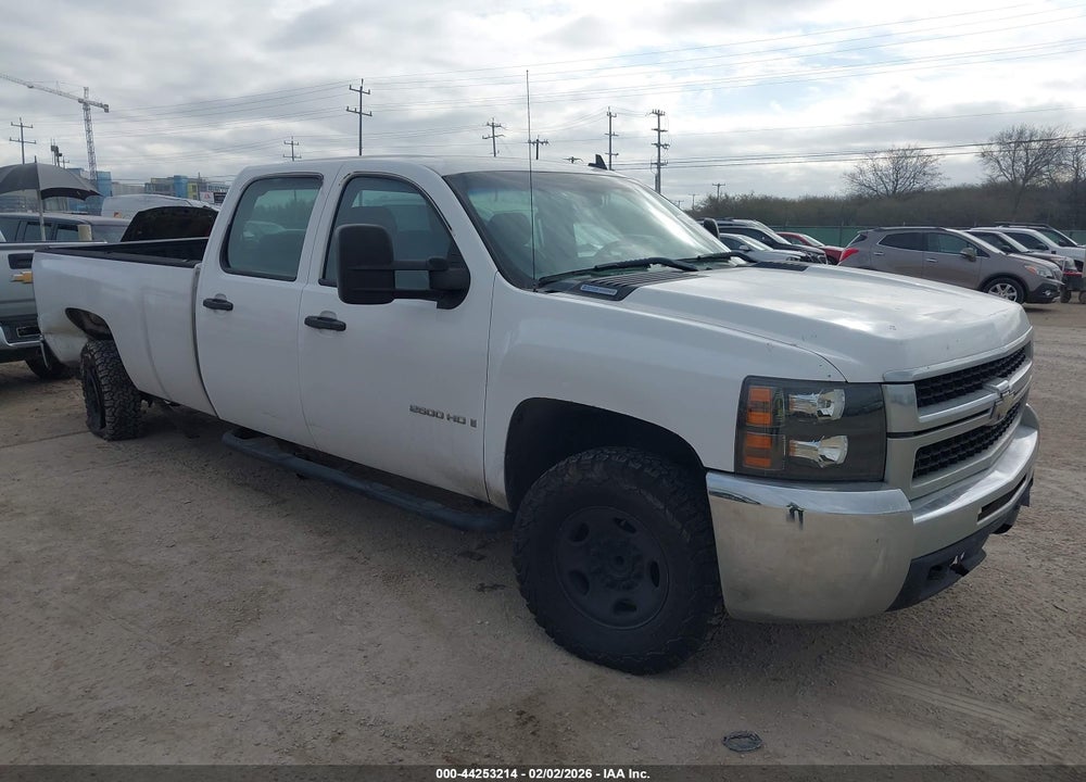 2008 CHEVROLET SILVERADO 2500HD WORK TRUCK VIN: 1GCHC23698F136058