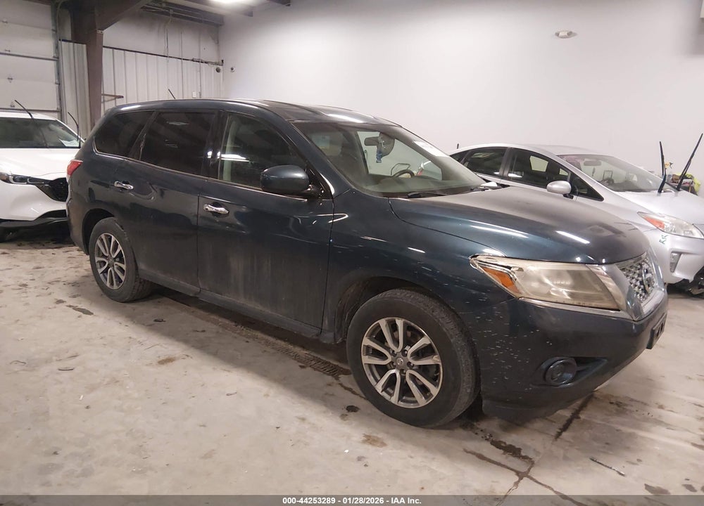 2013 NISSAN PATHFINDER S VIN: 5N1AR2MM1DC663872
