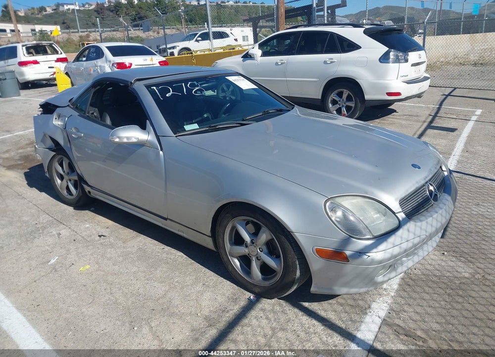 2001 MERCEDES-BENZ SLK 320 VIN: WDBKK65FX1F198084