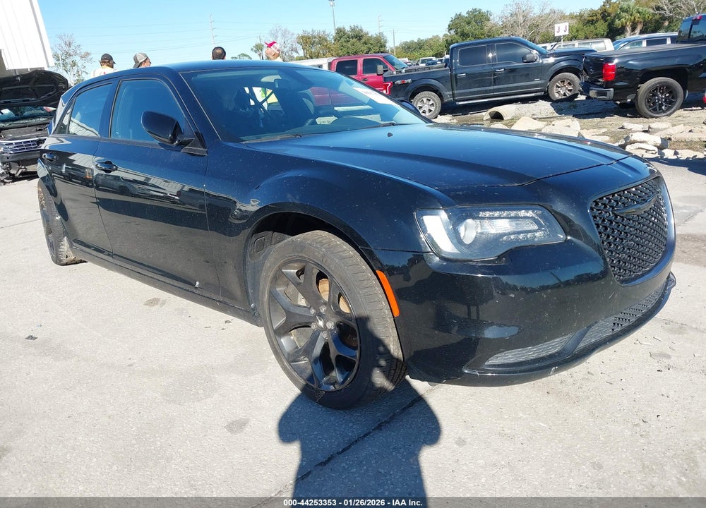 2022 CHRYSLER 300 TOURING VIN: 2C3CCAAG2NH268349