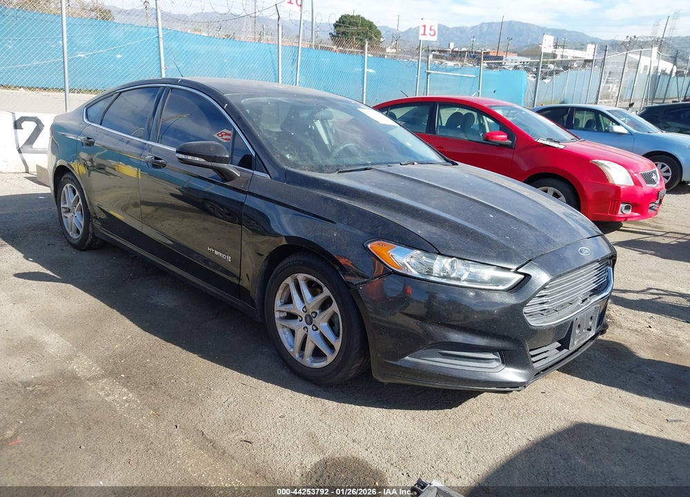 2015 FORD FUSION SE VIN: 3FA6P0H74FR208775