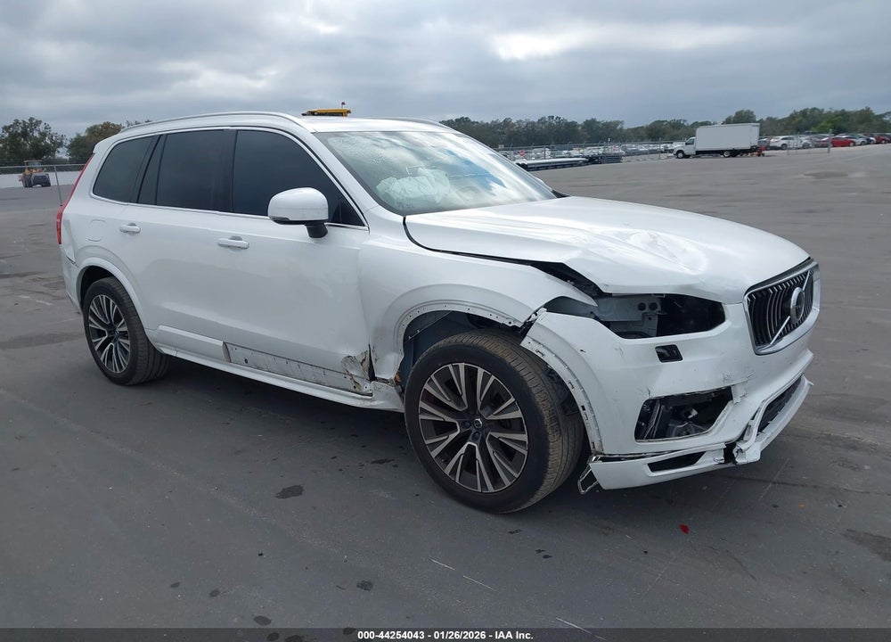 2021 VOLVO XC90 T6 MOMENTUM 7 PASSENGER VIN: YV4A22PK9M1715096