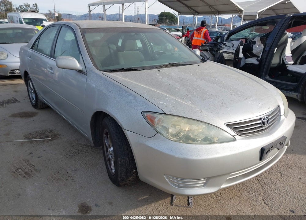 2006 TOYOTA CAMRY LE VIN: 4T1BE32K06U717473