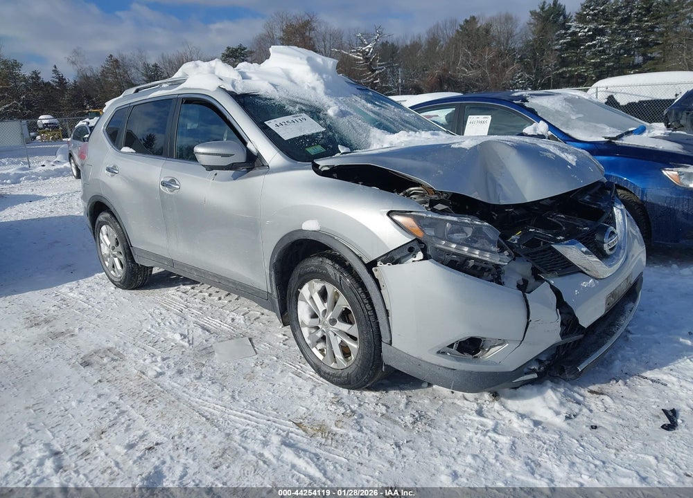 2016 NISSAN ROGUE SV VIN: KNMAT2MV8GP626345