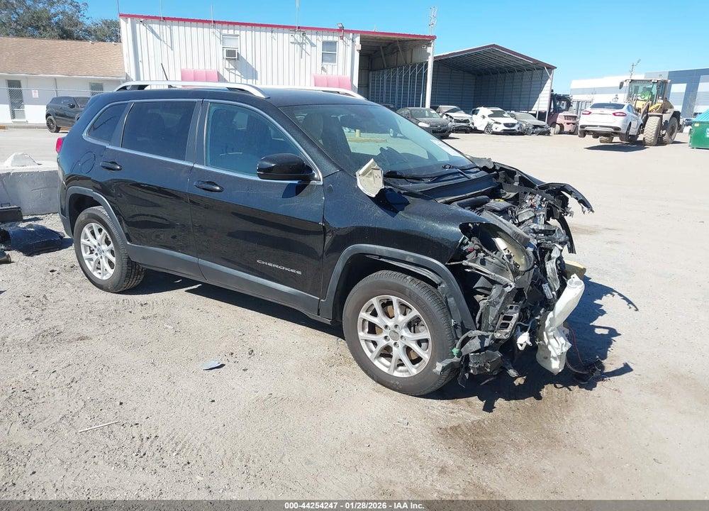 2015 JEEP CHEROKEE LATITUDE VIN: 1C4PJMCB4FW576499