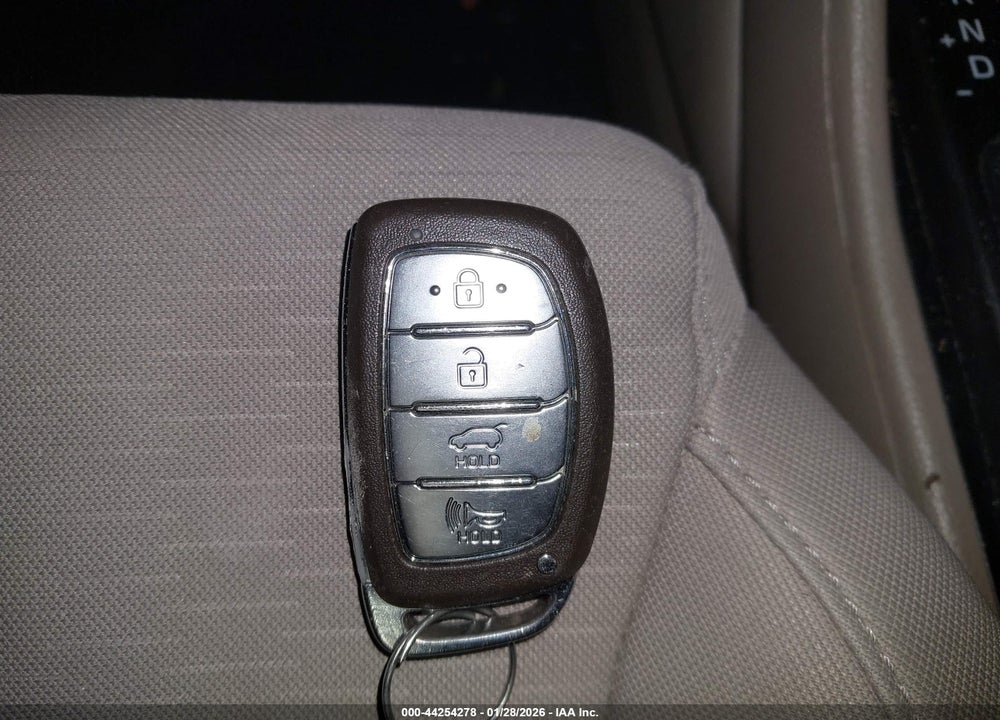 2020 HYUNDAI TUCSON SPORT VIN: KM8J3CAL8LU271189