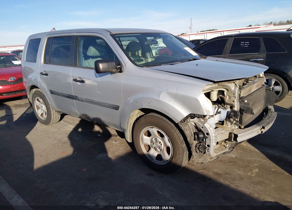 2014 HONDA PILOT LX VIN: 5FNYF3H21EB019822