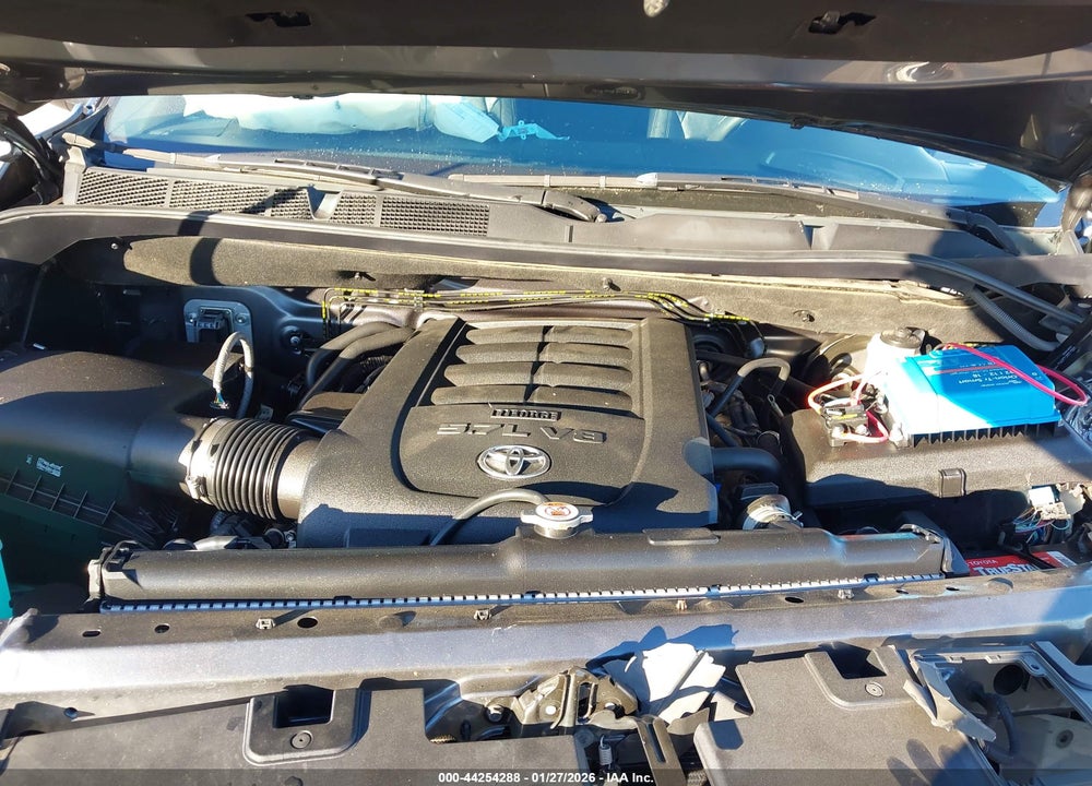 2019 TOYOTA TUNDRA SR5 5.7L V8 VIN: 5TFUY5F15KX778599