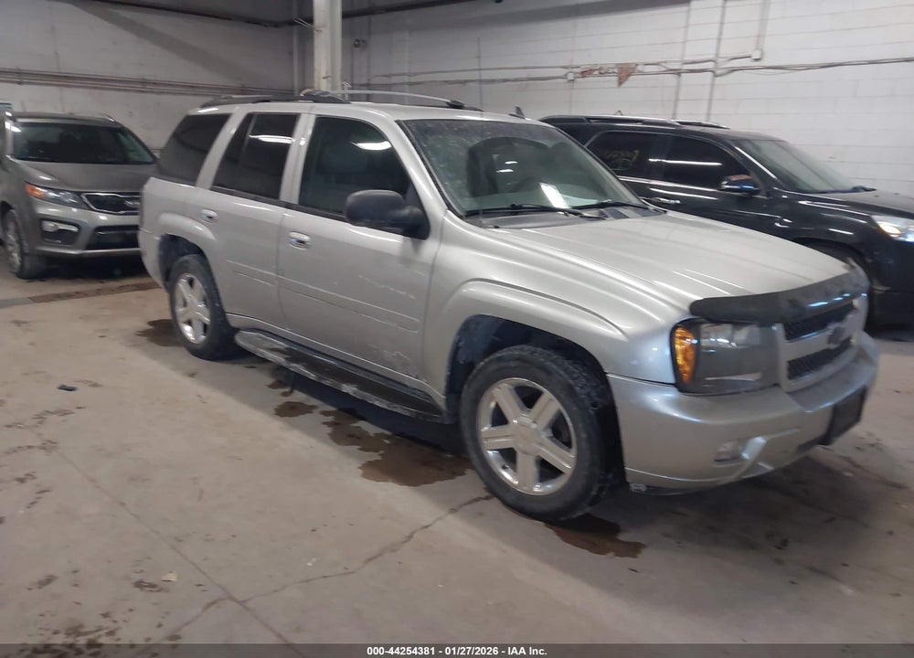 2008 CHEVROLET TRAILBLAZER LT VIN: 1GNDT13S082235193