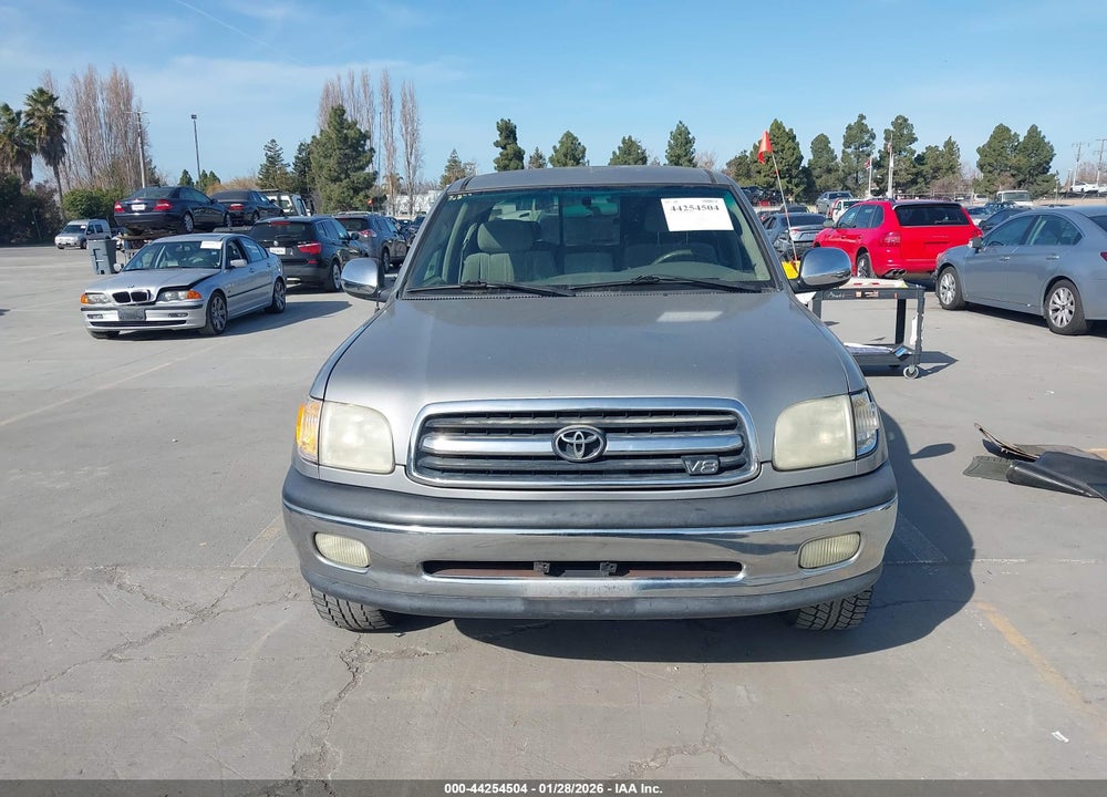 2002 TOYOTA TUNDRA SR5 V8 VIN: 5TBRT34172S306656