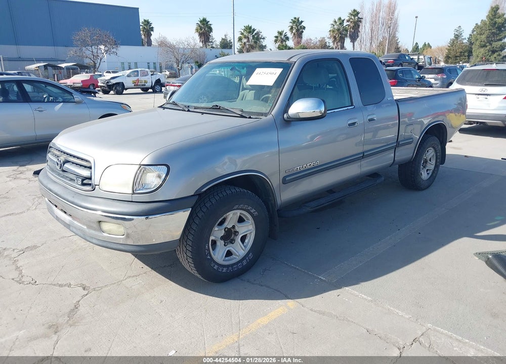 2002 TOYOTA TUNDRA SR5 V8 VIN: 5TBRT34172S306656
