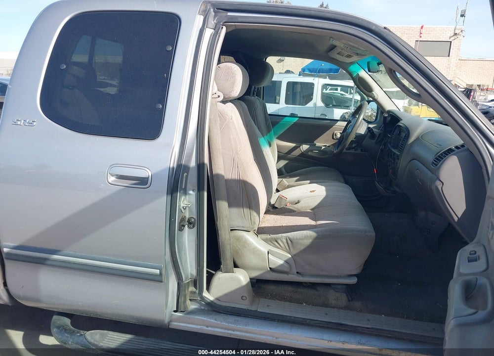 2002 TOYOTA TUNDRA SR5 V8 VIN: 5TBRT34172S306656