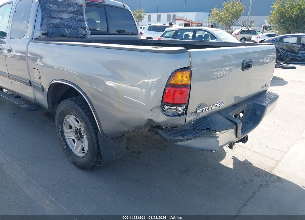 2002 TOYOTA TUNDRA SR5 V8 VIN: 5TBRT34172S306656