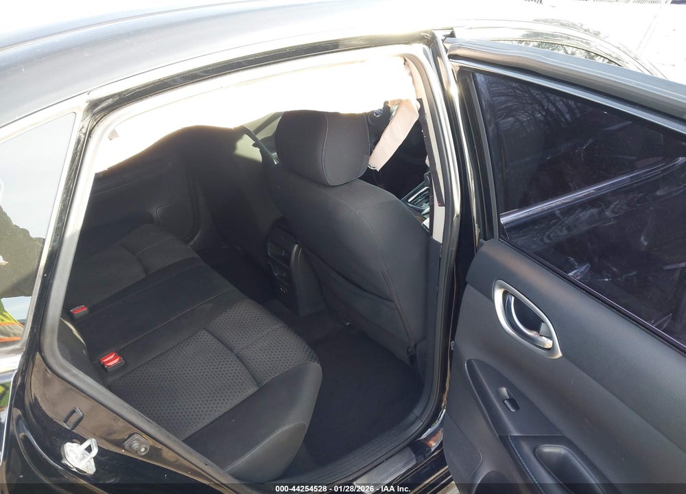 2019 NISSAN SENTRA SR VIN: 3N1AB7AP8KY335926